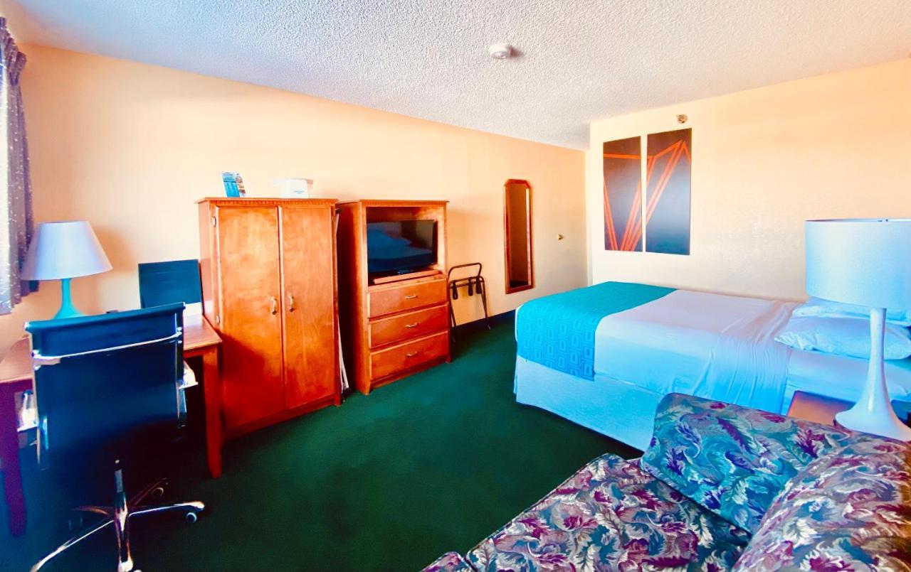 וויט רידג' Howard Johnson By Wyndham Denver West מראה חיצוני תמונה