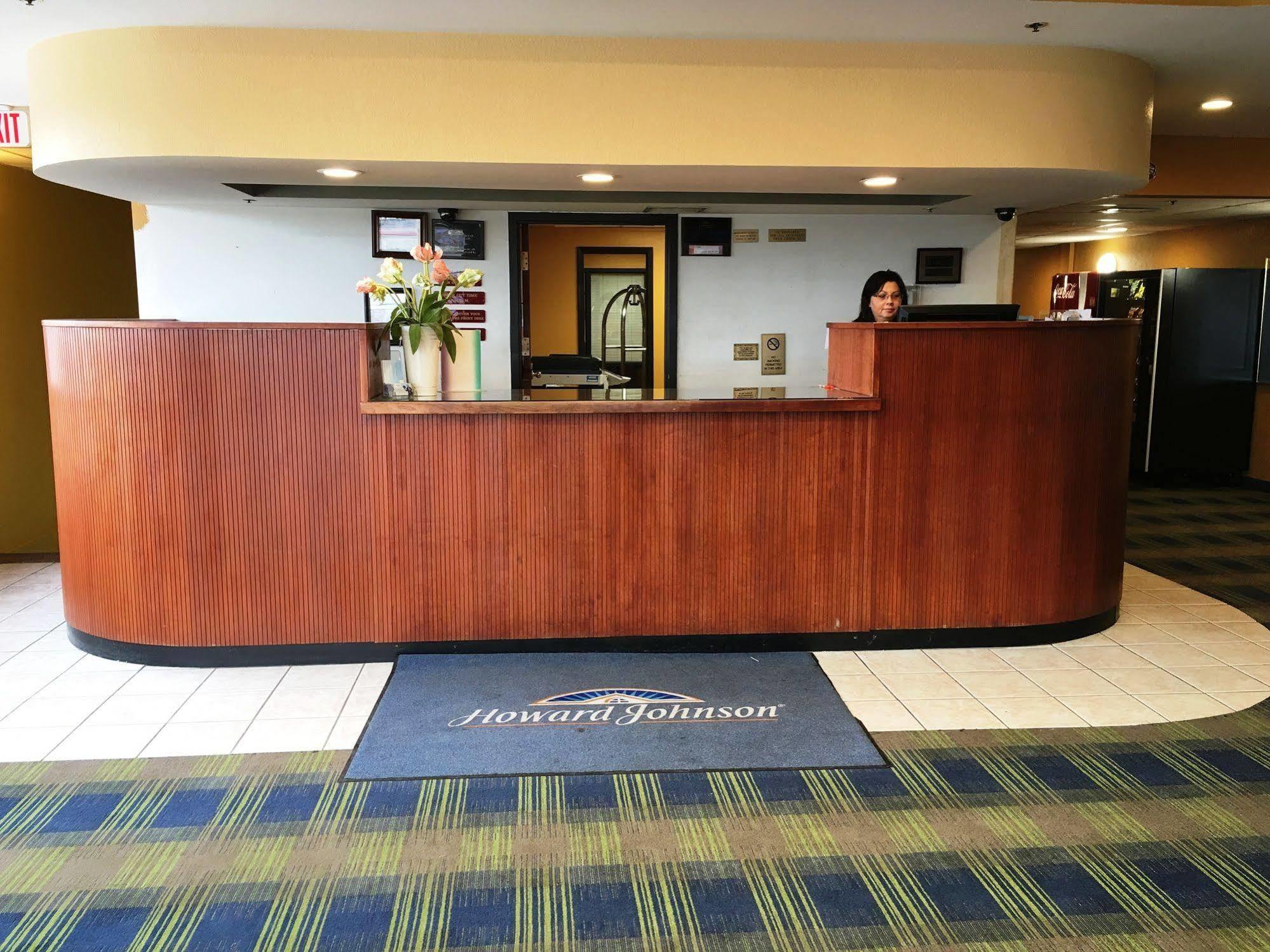וויט רידג' Howard Johnson By Wyndham Denver West מראה חיצוני תמונה