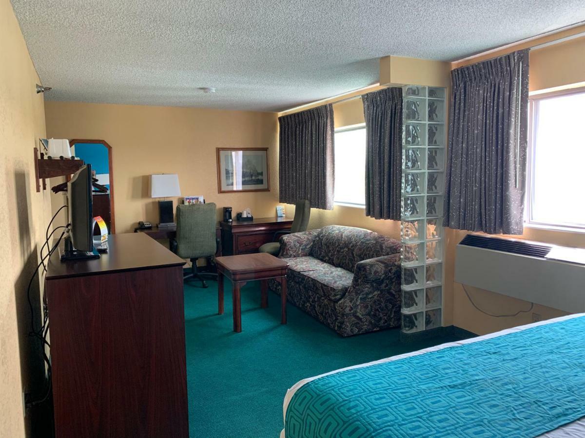 וויט רידג' Howard Johnson By Wyndham Denver West מראה חיצוני תמונה