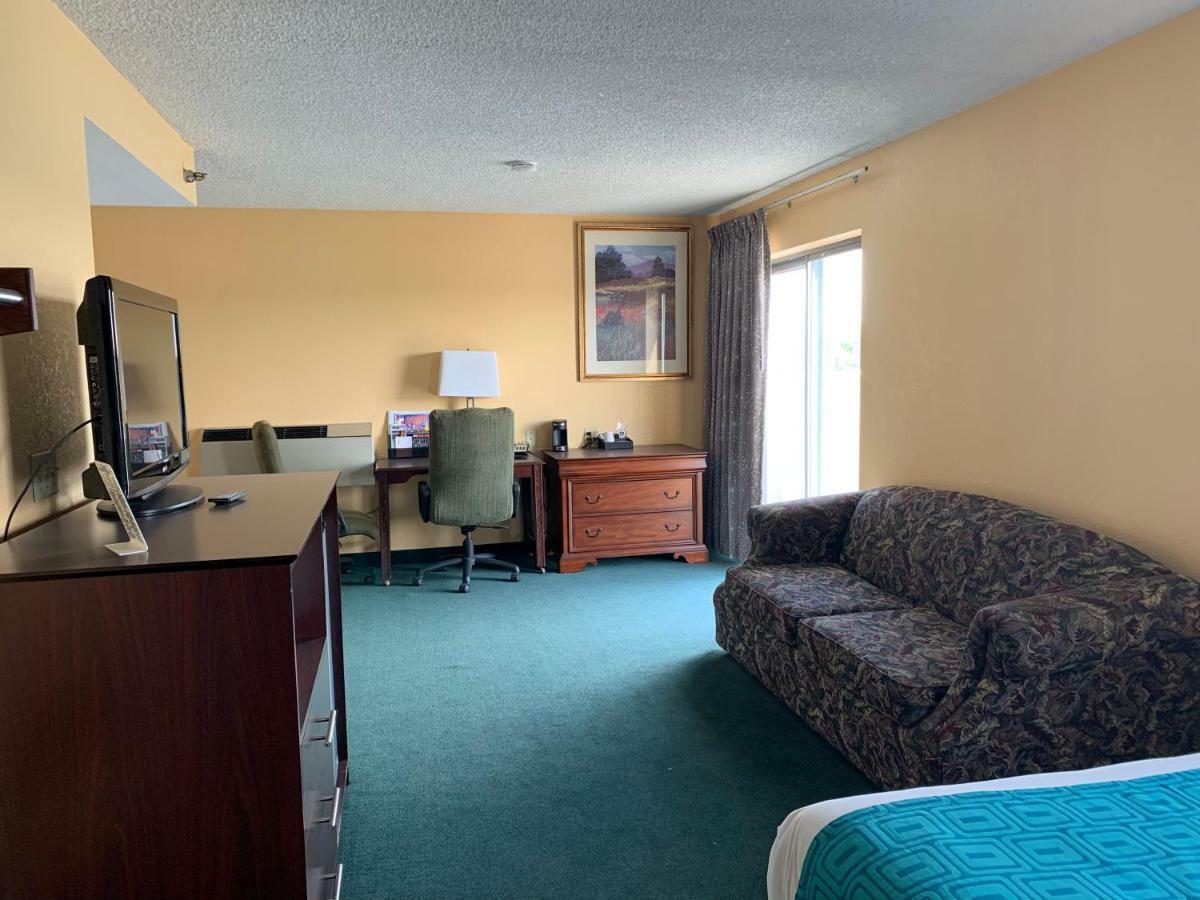 וויט רידג' Howard Johnson By Wyndham Denver West מראה חיצוני תמונה